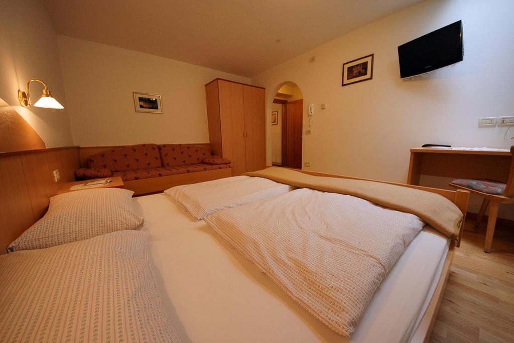 Residence Araldina San Cassiano  Ngoại thất bức ảnh